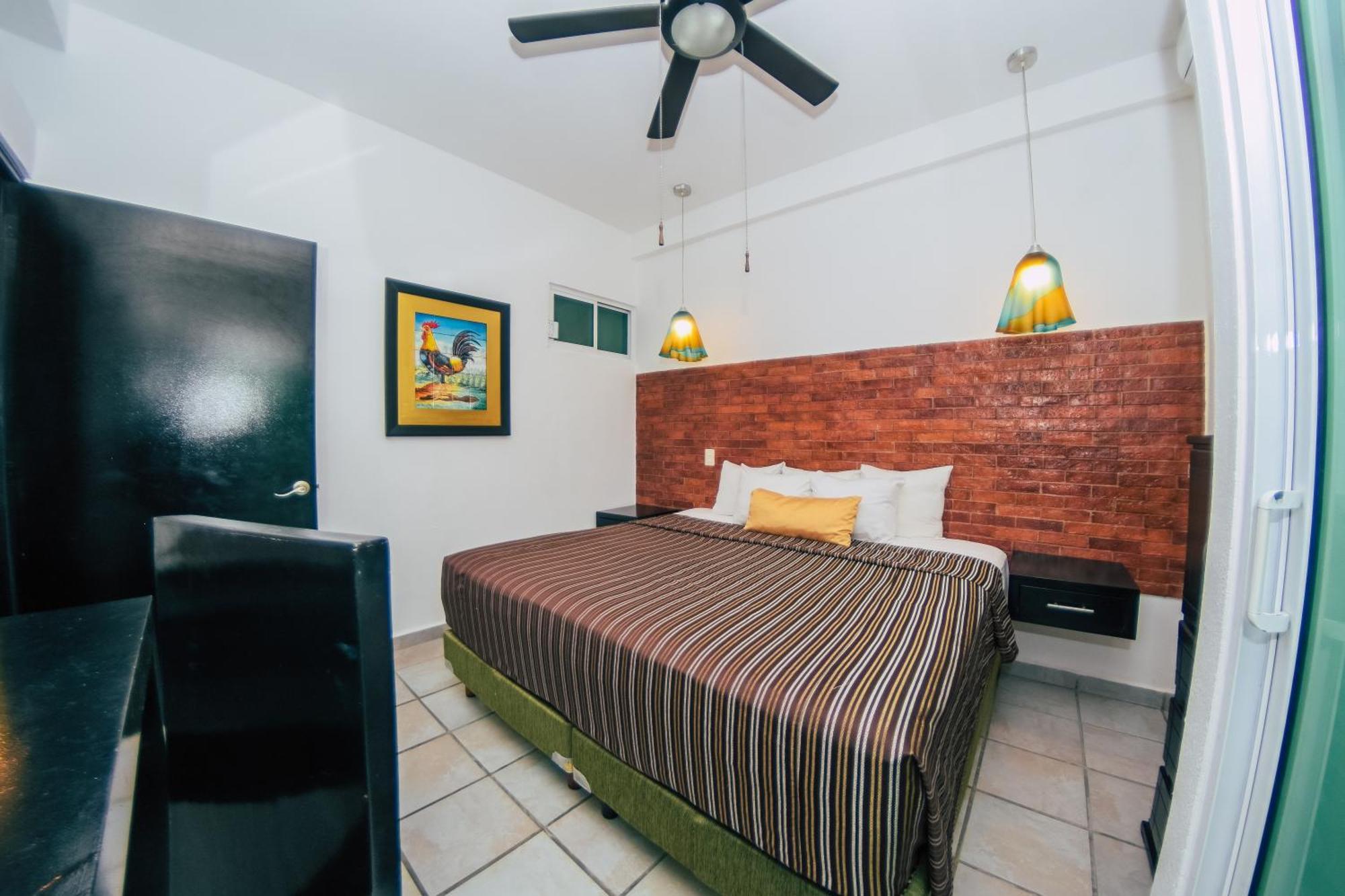 Hotel Suites Nadia ปูแอร์โตบาญาร์ตา ภายนอก รูปภาพ
