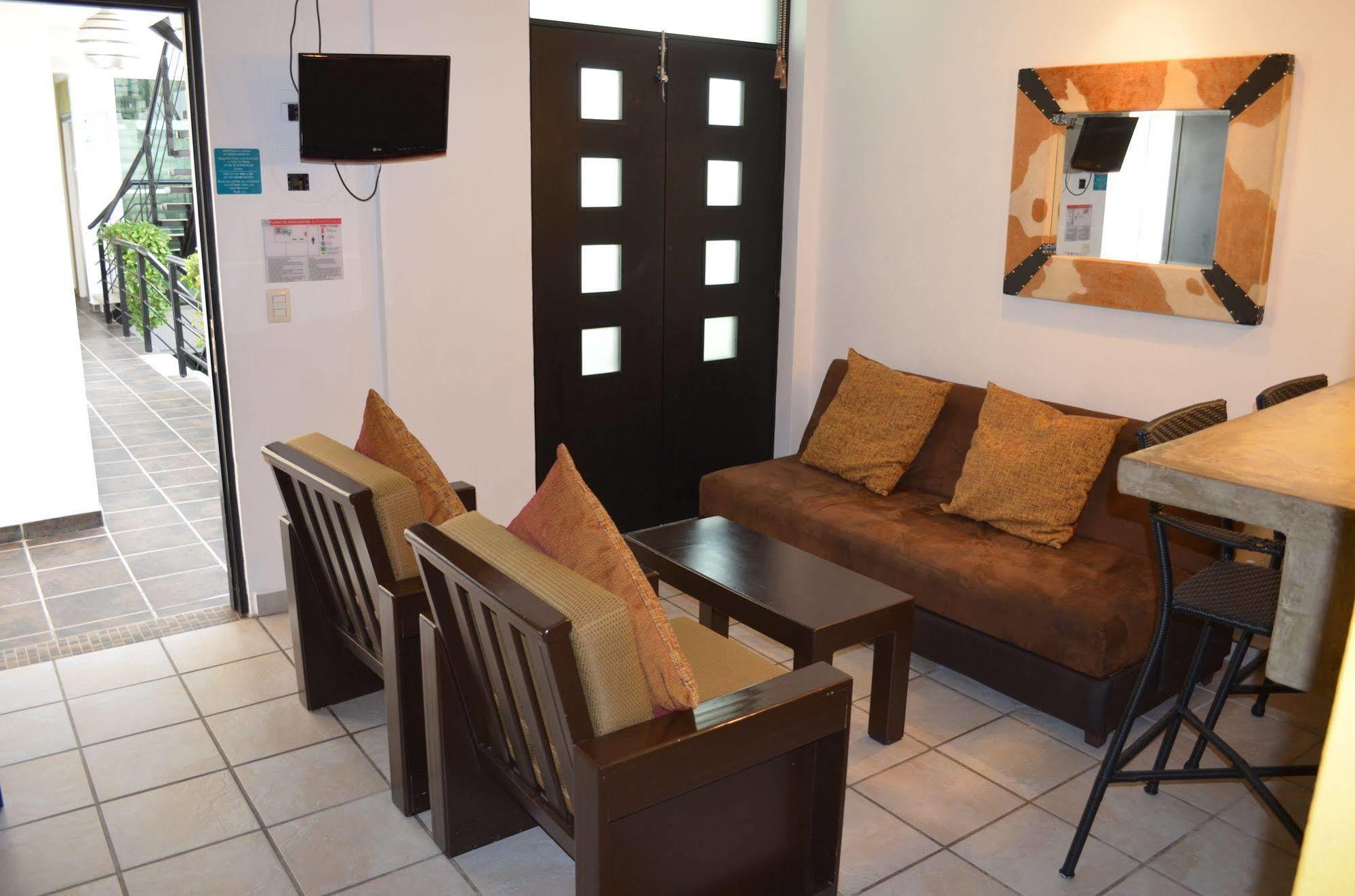 Hotel Suites Nadia ปูแอร์โตบาญาร์ตา ภายนอก รูปภาพ